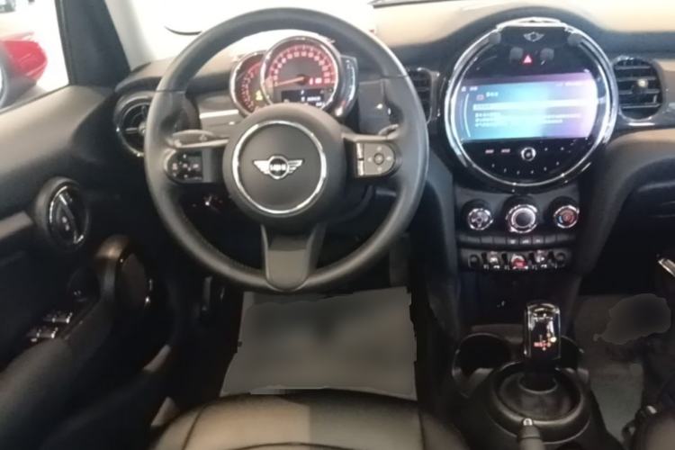 Used MINI 2023 1.5T ONE Five-Door Edition Steering Wheel