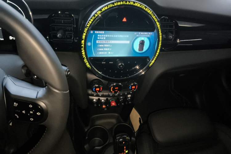 Used MINI 2023 Second Facelift 2.0T COOPER S CABRIO Artist Audio And AC Panel