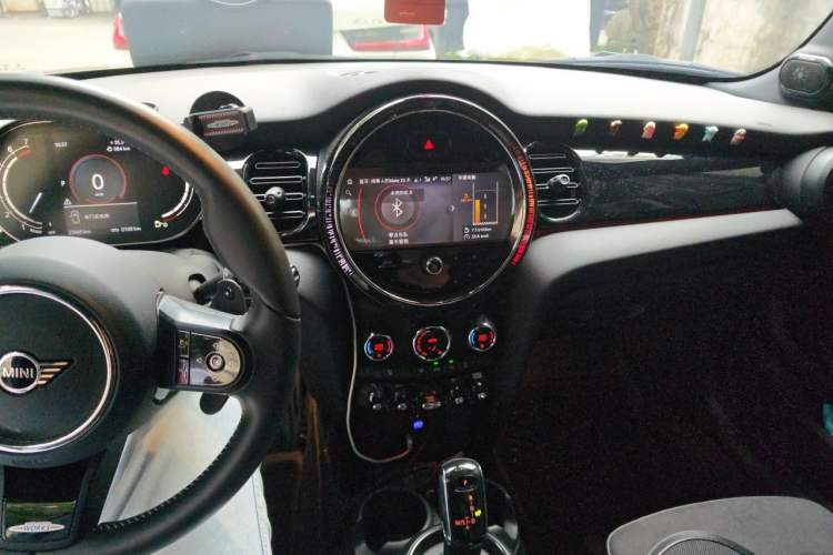 Used MINI 2023 Updated 2.0T COOPER S Racing Driver Audio And AC Panel