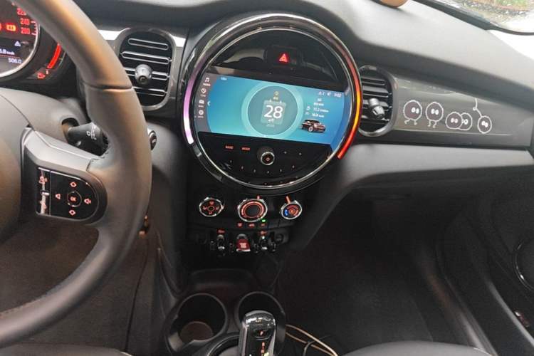 Used MINI 2023 1.5T ONE Audio And AC Panel
