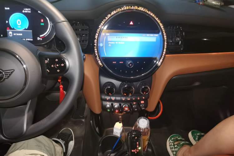 Used MINI 2023 Updated 1.5T COOPER Artist Audio And AC Panel