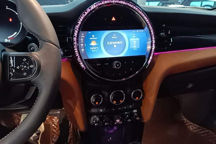 Used MINI 2023 Updated 2.0T COOPER S Artist Audio And AC Panel