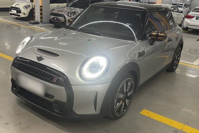 Used MINI 2023 Updated 2.0T COOPER S Artist