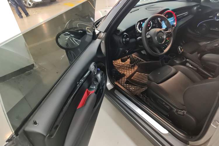 Used MINI 2023 Updated 2.0T COOPER S Artist Driver Seat