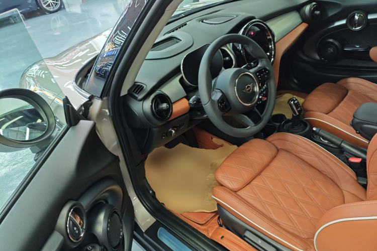 Used MINI 2023 2.0T COOPER S Artist Driver Seat