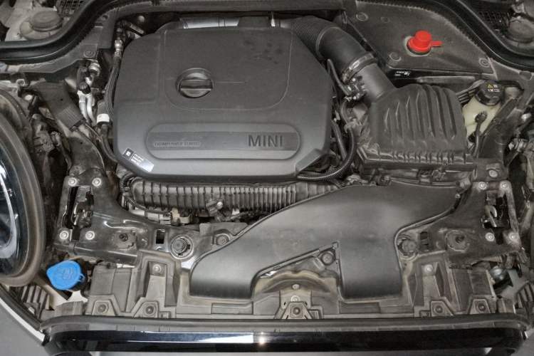 Used MINI 2023 Facelift 2.0T COOPER S Artist Five-Door Edition Engine Bay