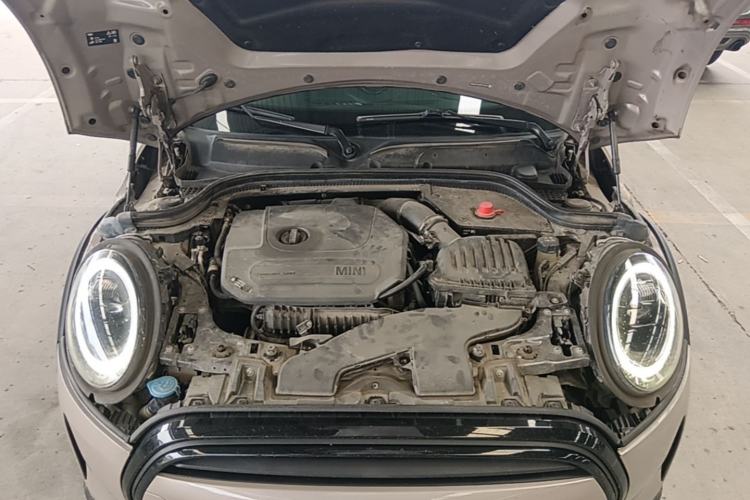 Used MINI 2023 1.5T COOPER Artist Engine Bay