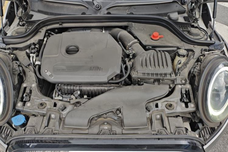 Used MINI  Engine Bay