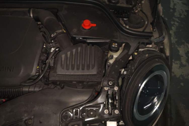 Used MINI 2023 2.0T COOPER S CABRIO Artist Engine Bay Left