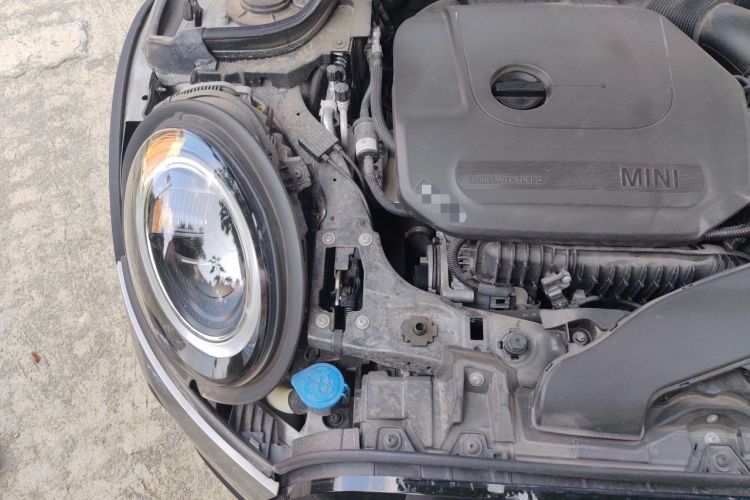 Used MINI 2023 1.5T ONE Engine Bay Right