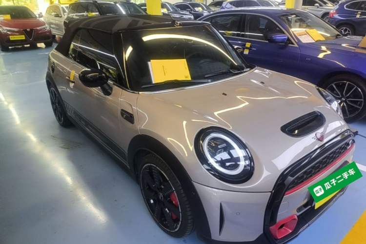 Used MINI 2023 Second Facelift 2.0T COOPER S CABRIO Artist Exterior 1
