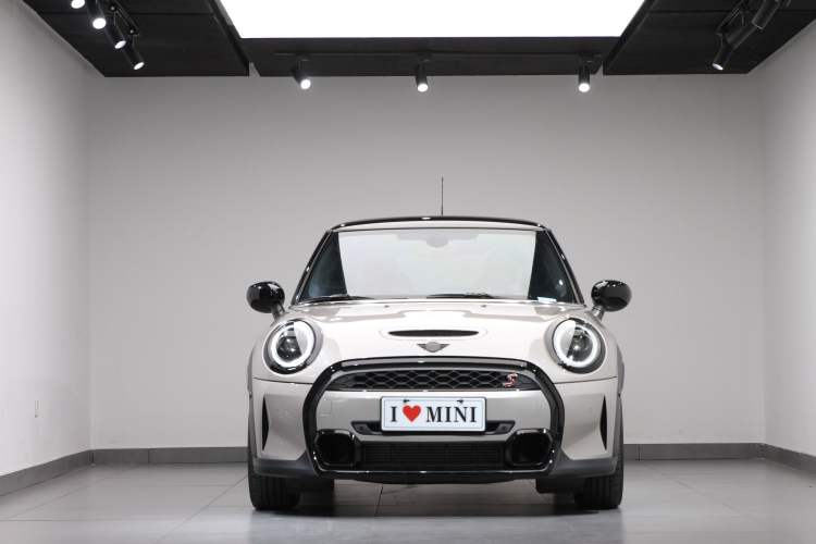 Used MINI 2023 Updated 2.0T COOPER S Artist Exterior 2