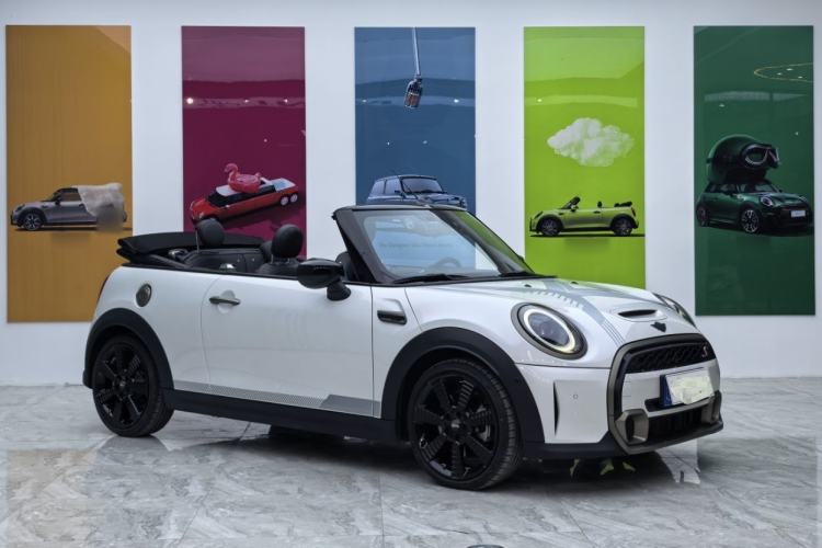 Used MINI 2023 2.0T COOPER S CABRIO King's Cross Special Edition Exterior 2