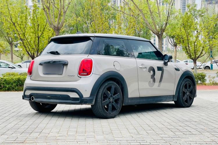 Used MINI 2023 Updated 1.5T COOPER Artist Exterior 2
