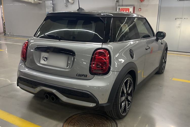 Used MINI 2023 Updated 2.0T COOPER S Artist Exterior 3
