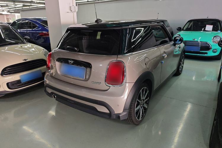 Used MINI 2023 Updated 1.5T COOPER Artist Exterior 3