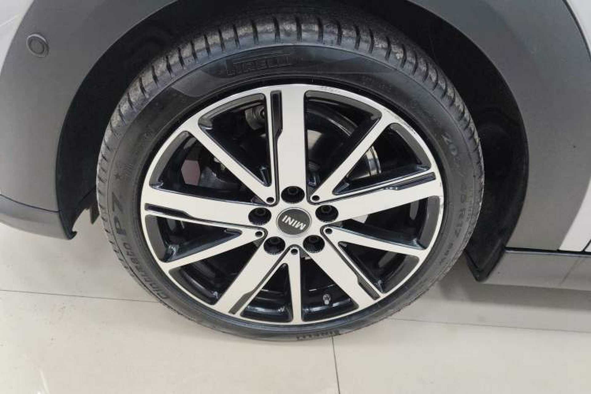 Used MINI 2023 Updated 1.5T COOPER Artist Five-Door Edition Exterior 4