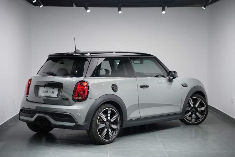 Used MINI 2023 2.0T COOPER S Artist Exterior 4
