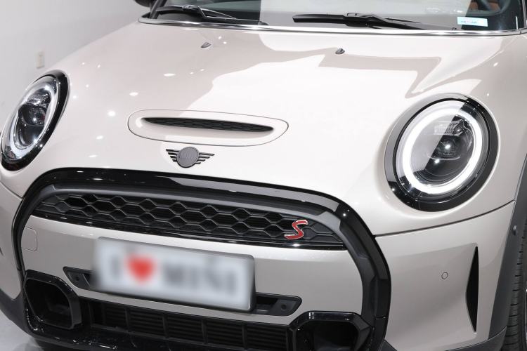 Used MINI 2023 Updated 2.0T COOPER S Artist Exterior 4