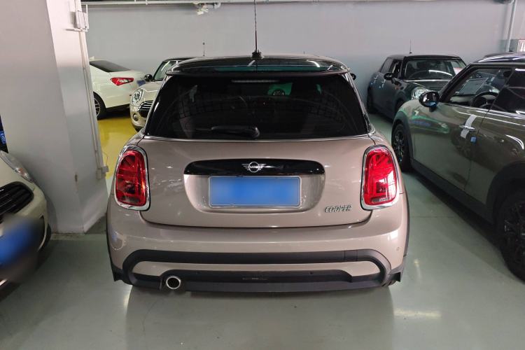 Used MINI 2023 Updated 1.5T COOPER Artist Exterior 4