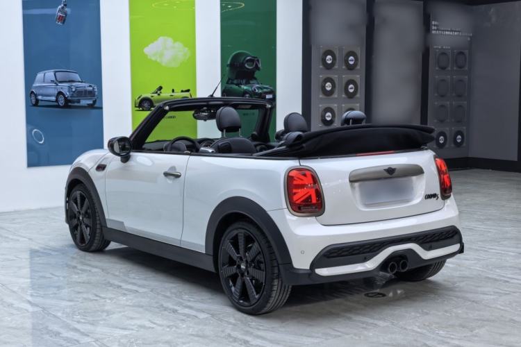 Used MINI 2023 2.0T COOPER S CABRIO King's Cross Special Edition Exterior 6