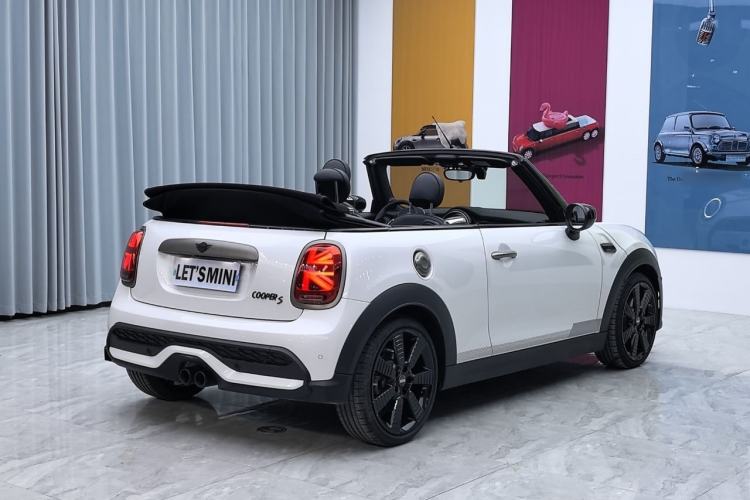 Used MINI 2023 2.0T COOPER S CABRIO King's Cross Special Edition Exterior 7