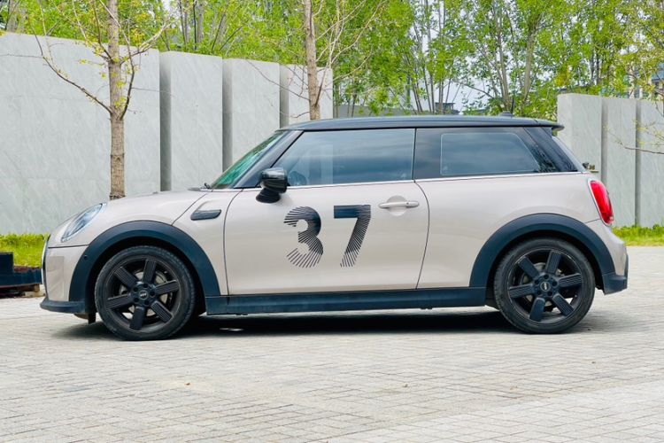 Used MINI 2023 Updated 1.5T COOPER Artist Exterior 7