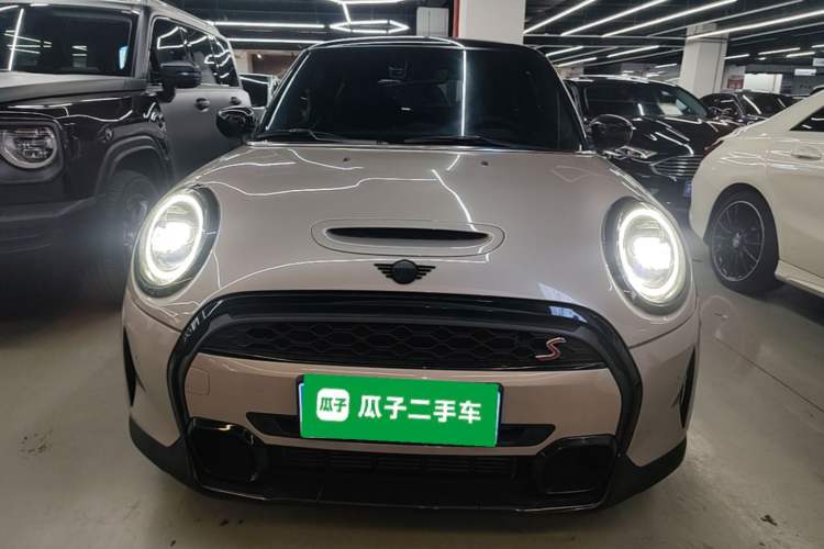 Used MINI 2023 Updated 2.0T COOPER S Artist Front