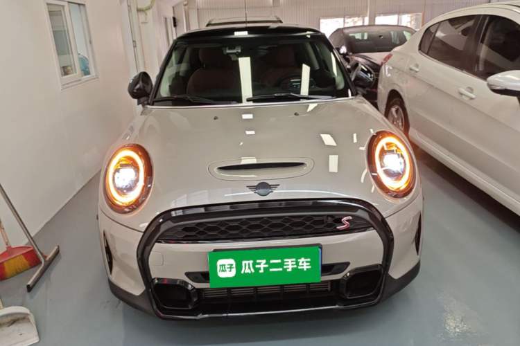 Used MINI 2023 2.0T COOPER S Artist Front