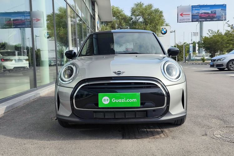 Used MINI 2023 1.5T ONE Front