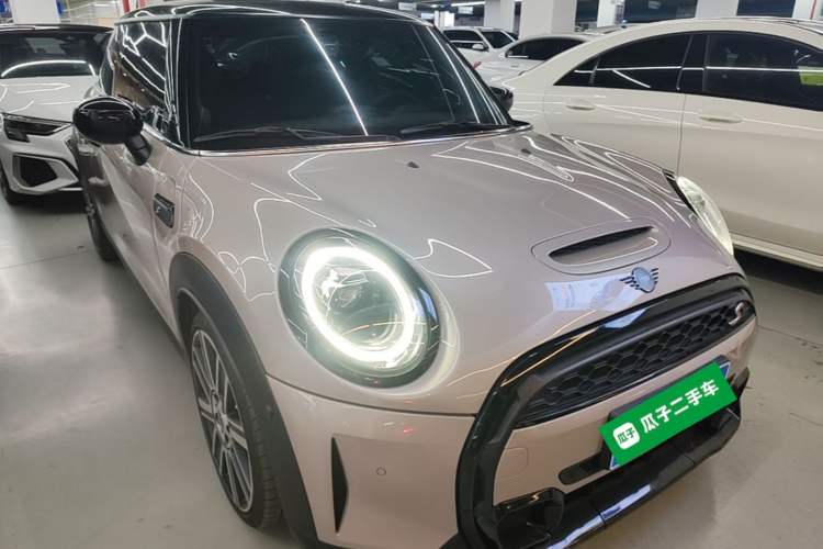 Used MINI 2023 Updated 2.0T COOPER S Artist Front Right 45 Deg