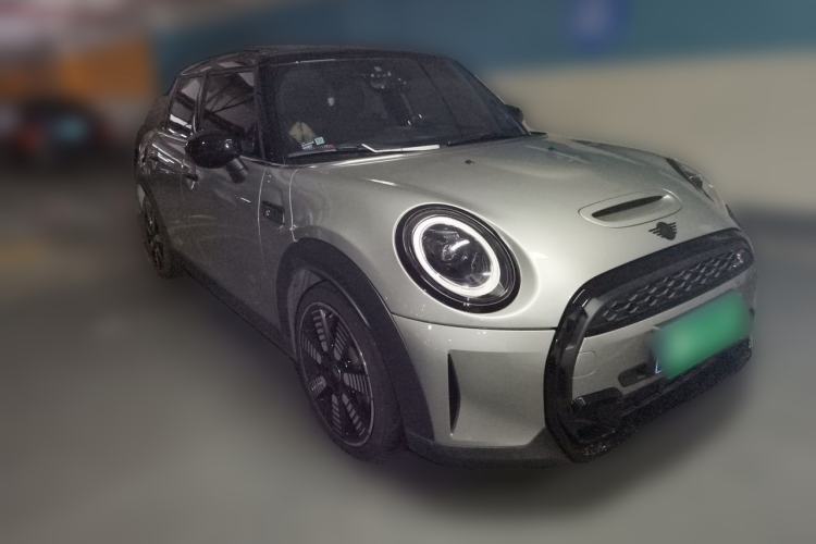 Used MINI 2023 Facelift 2.0T COOPER S Artist Five-Door Edition Front Right 45 Deg