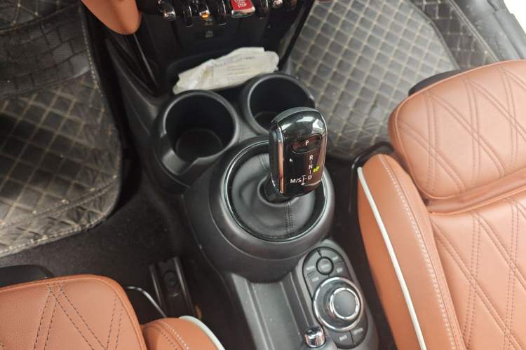 Used MINI 2023 Revised 1.5T COOPER CABRIO Artist Gear Lever