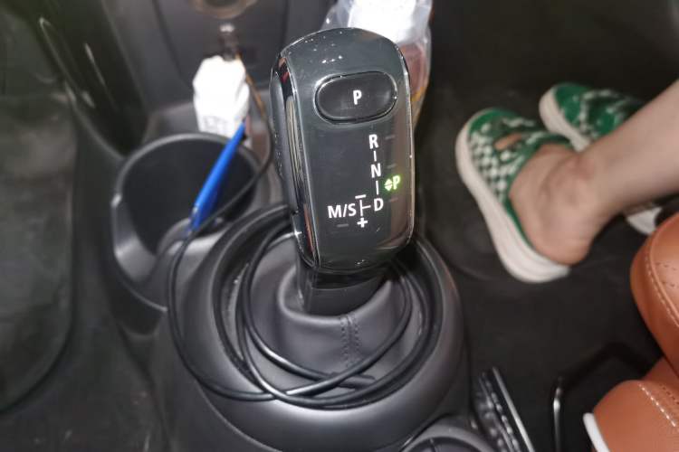Used MINI 2023 Updated 1.5T COOPER Artist Gear Lever