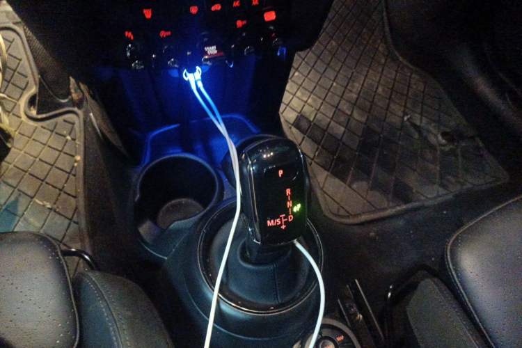 Used MINI 2023 Updated 2.0T COOPER S Artist Gear Lever