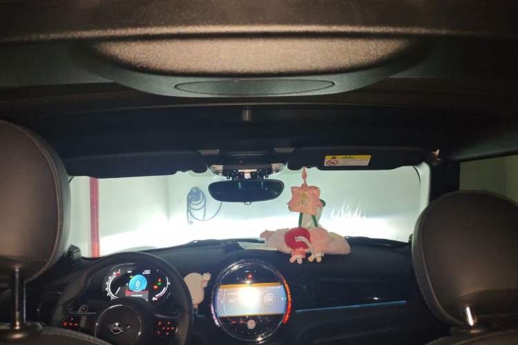 Used MINI 2023 2.0T COOPER S CABRIO Artist Headliner