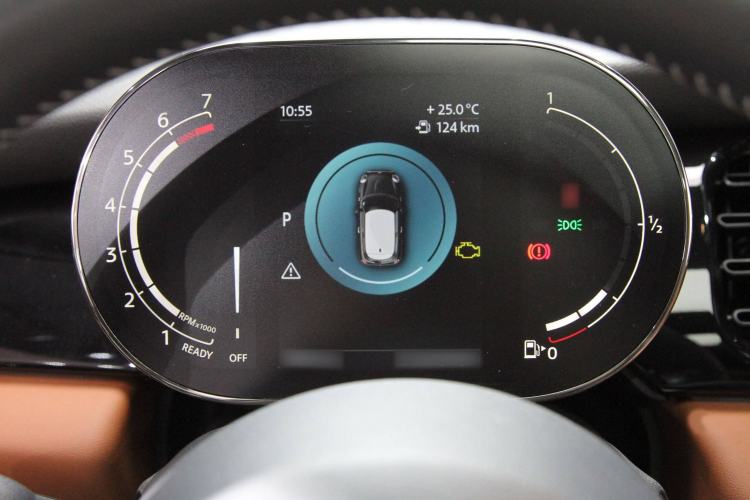 Used MINI 2023 Updated 2.0T COOPER S Artist Interior 5