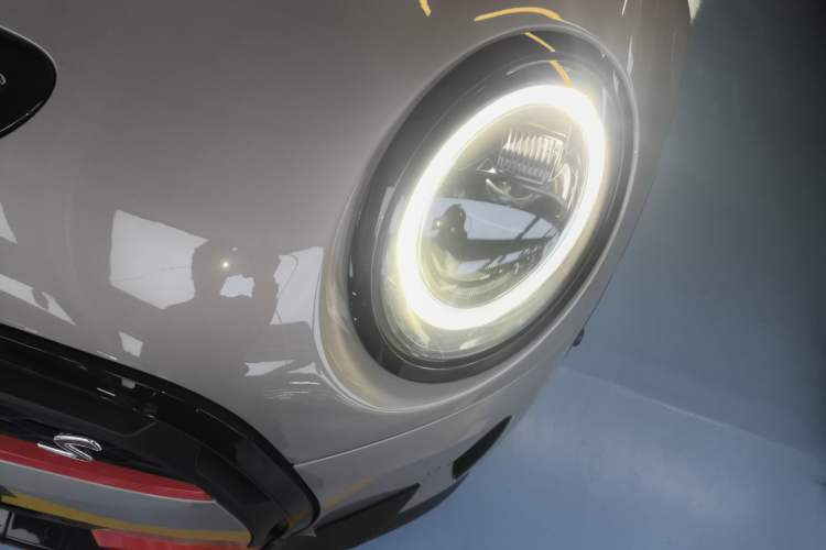 Used MINI 2023 Second Facelift 2.0T COOPER S CABRIO Artist Left Front Headlight
