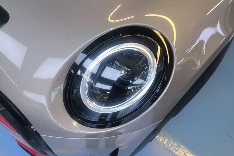 Used MINI 2023 Second Facelift 2.0T COOPER S CABRIO Artist Left Front Headlight