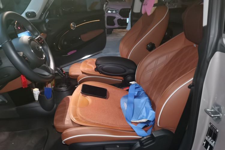 Used MINI 2023 Updated 1.5T COOPER Artist Left Front Seat