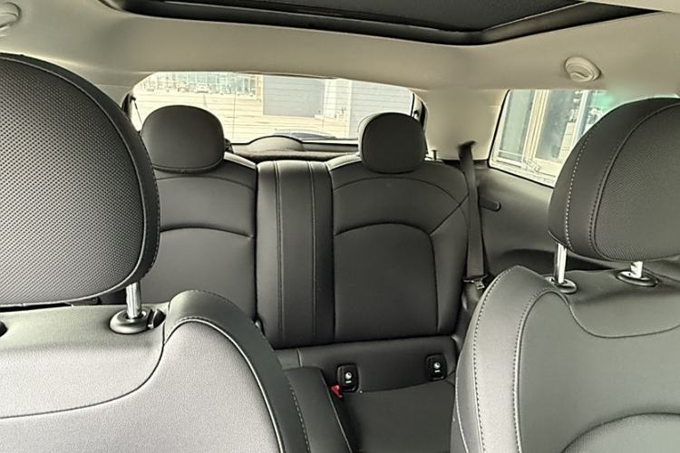 Used MINI 2023 1.5T COOPER Artist Left Front Seat