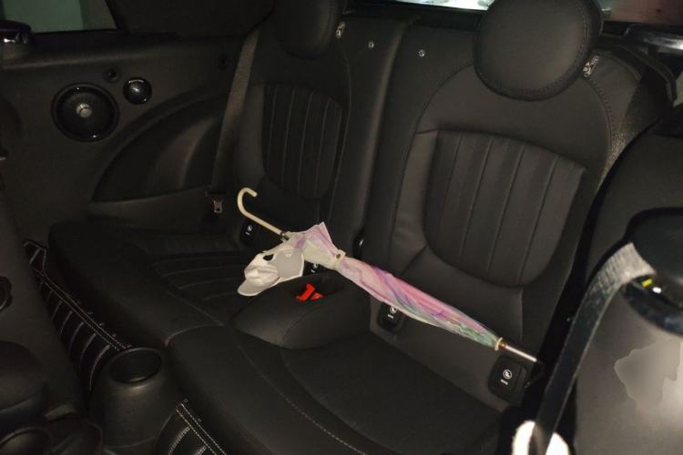Used MINI 2023 2.0T COOPER S CABRIO Artist Left Rear Seat