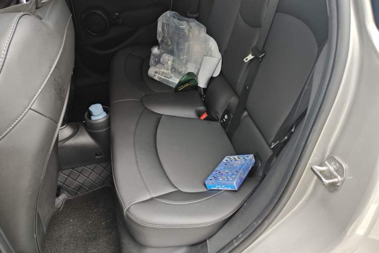 Used MINI  Left Rear Seat