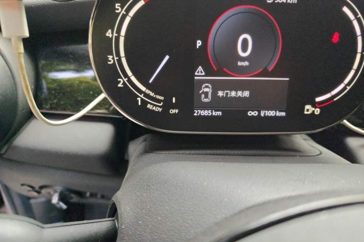 Used MINI 2023 Updated 2.0T COOPER S Racing Driver Odometer Close Up