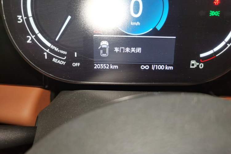 Used MINI 2023 Updated 1.5T COOPER Artist Odometer Close Up