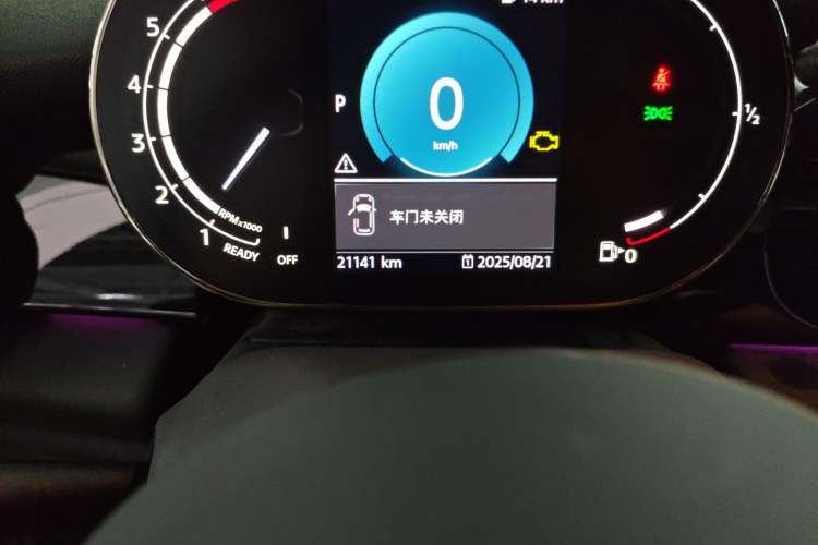 Used MINI 2023 Updated 1.5T COOPER Artist Odometer Close Up