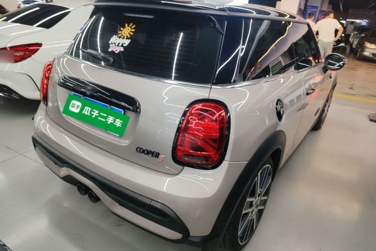 Used MINI 2023 Updated 2.0T COOPER S Artist Rear Right 45 Deg