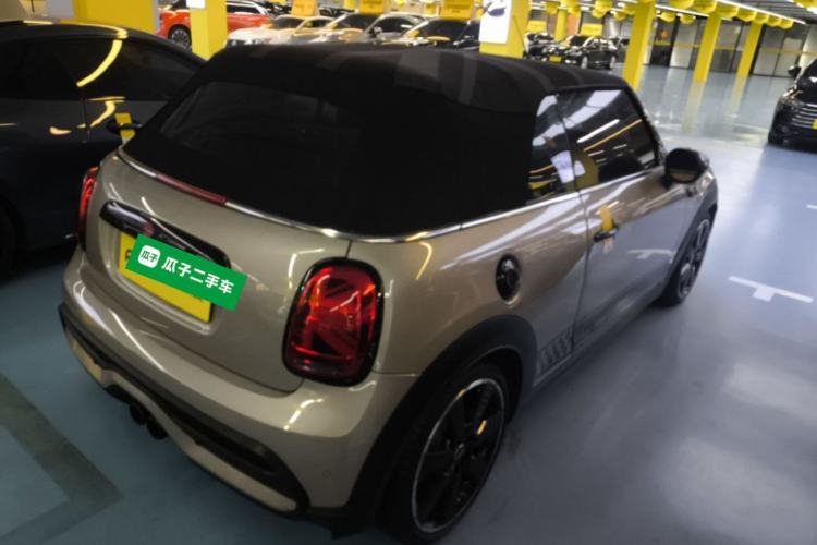 Used MINI 2023 Second Facelift 2.0T COOPER S CABRIO Artist Rear Right 45 Deg