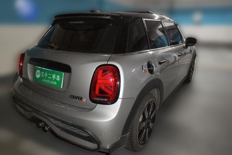 Used MINI 2023 Facelift 2.0T COOPER S Artist Five-Door Edition Rear Right 45 Deg