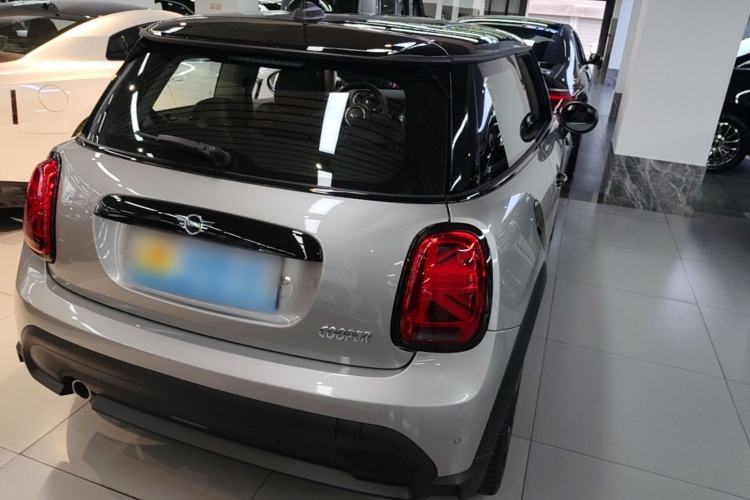 Used MINI 2023 Updated 1.5T COOPER Artist Rear Right 45 Deg